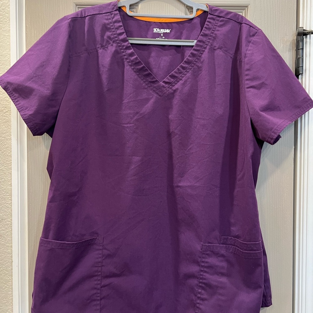 ScrubStar women’s purple top and matching pant, LG scrubs
